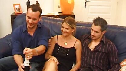 Depraved Anfisa chuẩn bị phim sec nhat ky vang anh 2007 cho hậu môn thâm nhập nằm trên giường, với một lỗ đít nhô ra