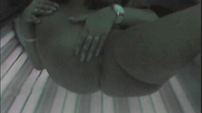 Fizruk video sec vang anh đùa giỡn với sinh viên năm nhất không mặc quần trong phòng thay đồ nữ