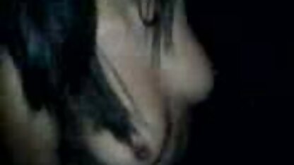 Tôi muốn thủ dâm một tinh ranh và phải xuất sec hoàng thùy linh tinh trong bồn rửa mặt