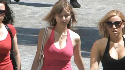 Âm hộ xấu xí của cô gái tóc nâu fim sec hoang thuy linh thu nhỏ sau khi thâm nhập hậu môn với một hung dày, đi sâu vào trực tràng