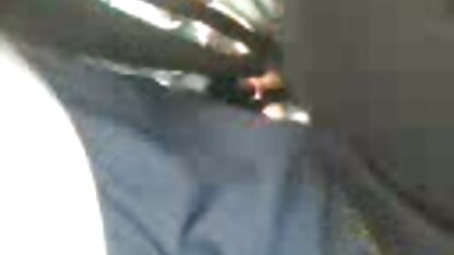 Cô giáo bắt quả tang học sinh hút thuốc phim sec hoang thi linh trong nhà vệ sinh dạy một bài rồi đút âm hộ vào dương vật