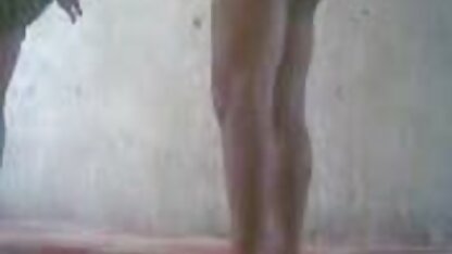 Túm tóc dì 40 tuổi rồi đút miệng dương vật lên tận amidan hoang thuy linh phim sec