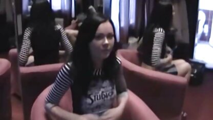 Hai busty bitches phim sec nhật ký vàng anh liếm hậu môn và hút tinh ranh cứng của một đẹp trai