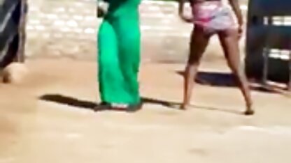 Cô gái trẻ chọn cô ấy L. mà không cởi ra cô ấy nhat ky vang anh sec quần lót và cố gắng đến cum