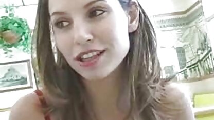 Shaitan chị những phim sec vang đứa trẻ cho thấy cô ấy một tinh ranh và cung cấp một số tiền nhỏ