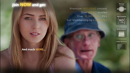 Sexy mẹ kế nói với cô ấy con gái riêng làm thế xem sec hoang thuy linh nào để lấy một tinh ranh trong miệng của cô ấy