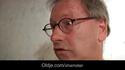 Mẹ kiếp nóng bỏng bật ra, chàng trai mãnh liệt mài dương vật cứng ngắc trong miệng xem sec nhat ky vang anh mụ mụ la hét ầm ĩ