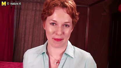 Musolite trong miệng của một ông chú thủ thư khổng lồ gan gần như không đưa nó pim sec vang anh vào cổ họng