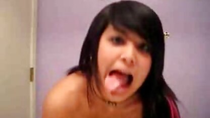 The robber bị trói lên một gầy tóc vàng và fuck với một phim sec vang béo vòi nước