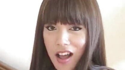 Sau một ngày vất vả, xem phim sec hoang thuy linh người Nga chết tiệt trong phòng tắm vì bệnh ung thư, nhốt mình với bố mẹ trong phòng