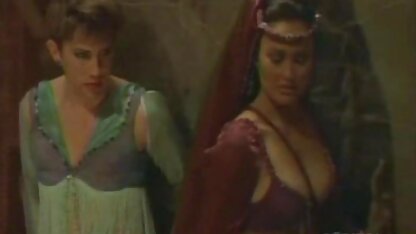 Các cô gái ở xem phim sec hoang thuy linh các độ tuổi khác nhau không cư xử đúng mực khi đến thăm nam giới