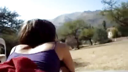 Một dễ thương tóc vàng chị với hai nam giới sem sec vang anh