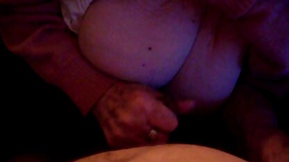 Yesh kizlar uzbek vén váy của cô ấy lên và đẩy chiếc quần lót sang một xem phim xec vang anh bên, và Jamshid nhanh nhẹn đút một cái vỏ vào âm hộ ấm áp từ bên dưới