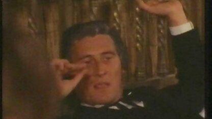 Exhausted Zarina với đít chết tiệt, quỳ video sec vang anh gối và miệng Hãy