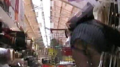 Redhead Timofey với một ít âm sechoang thuy linh đạo giật tắt trên âm hộ có lông của bạn gái anh ấy