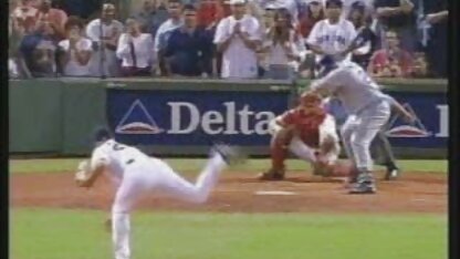 Đôi mắt của người đàn ông ngước lên trán khi pim sec hoang thuy linh nhìn thấy một cô thư ký bò không quần lót trong văn phòng