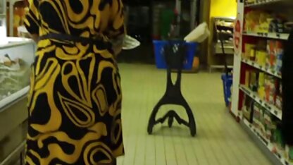 Những tên khốn bắt đầu đụ trong xe điện trước mặt những người đến gần phim sec nhat ky vang anh trạm xe buýt của họ